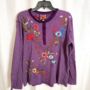 Johnny Was Purple Embroidered Floral Waffle Knit Henley Top Women's Shirt Size L